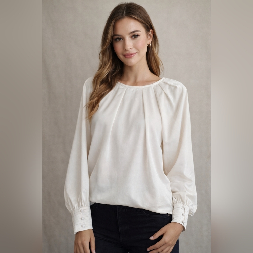 Blu Pepper Cream Blouse with Pleated Design